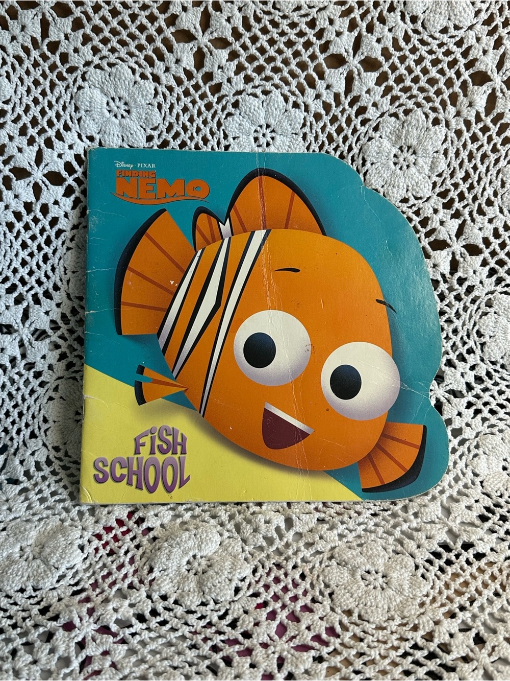 Disney Pixar Finding Nemo - Fish School